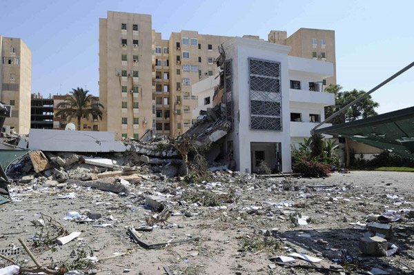 Blasts, heavy gunfire heard in Libyan capital