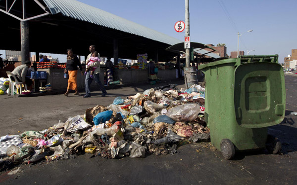 Workers strike for a second week in S Arica