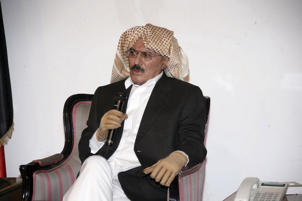 Yemeni president calls for early elections