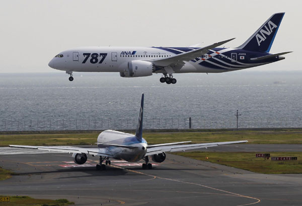 First Boeing Dreamliner arrives in fortress Japan