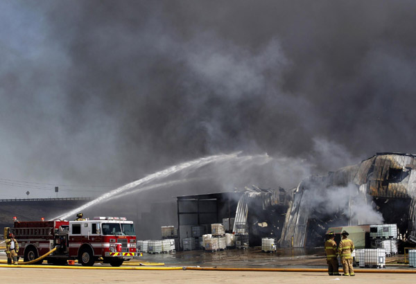 Hundreds evacuated after Texas chemical plant fire