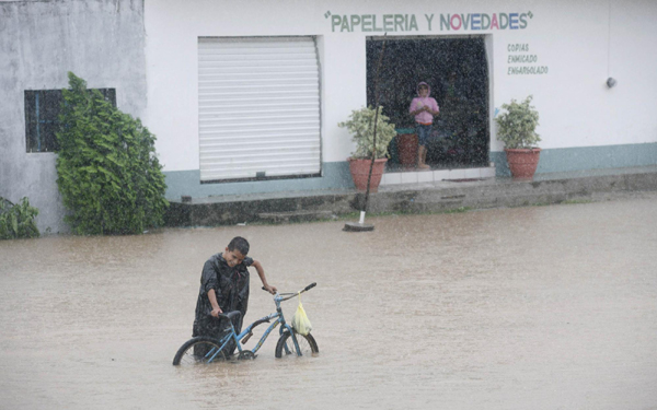 23 die as hurricane rains hit C America