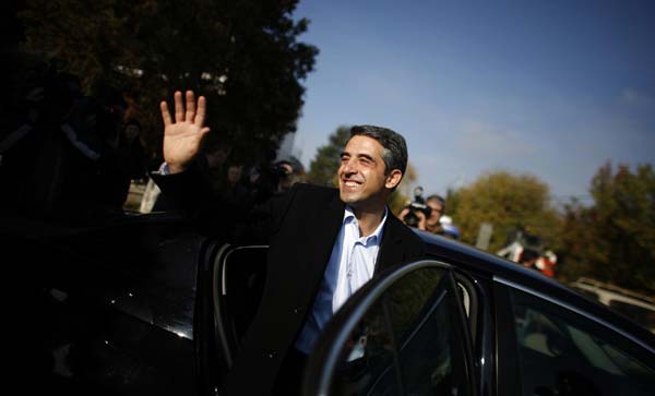 Bulgaria PM's party claims presidency win