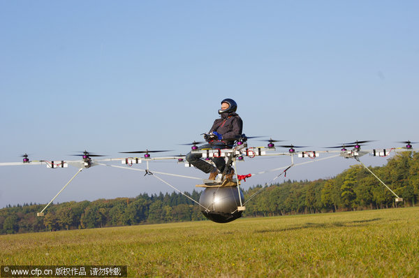 Manned electric 'Multicopter' takes off