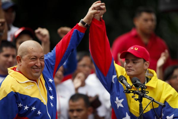 Chavez attends rally in Caracas