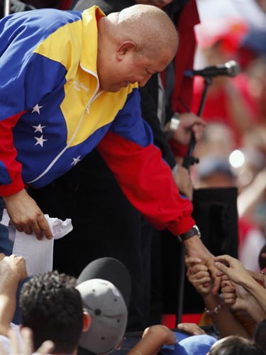 Chavez attends rally in Caracas