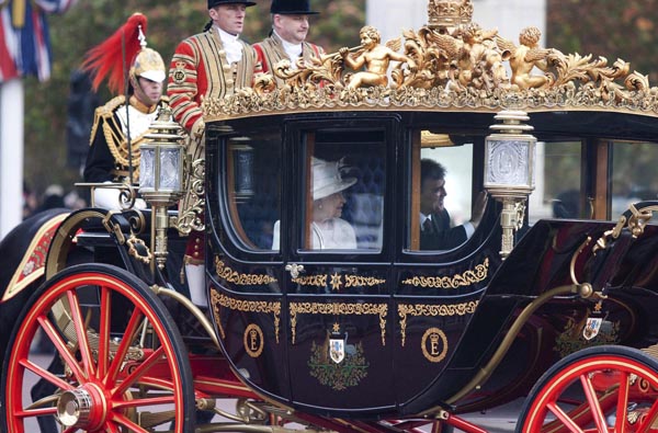 Queen Elizabeth meets Turkish president