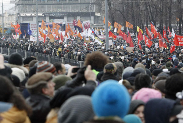 Thousands join Russian protests