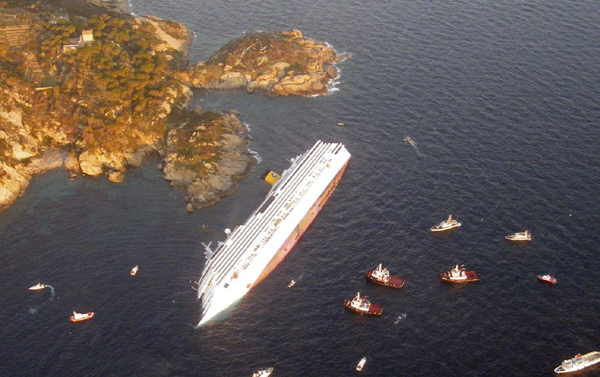 3 dead, 40 missing in Italian ship disaster