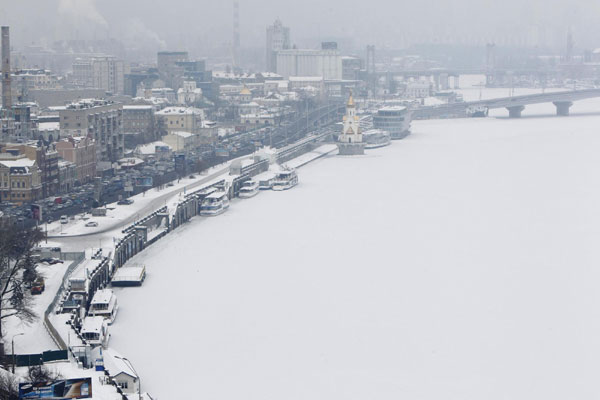 Ukraine death toll from cold rises to 122