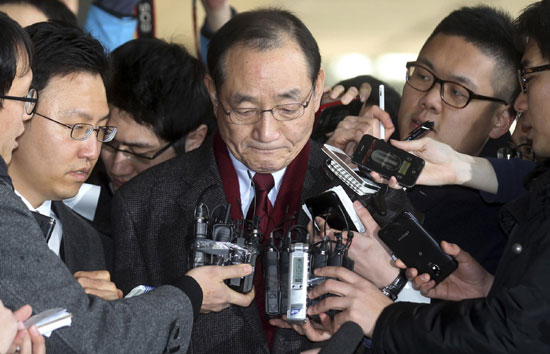 Ex-aide summoned in ROK probe