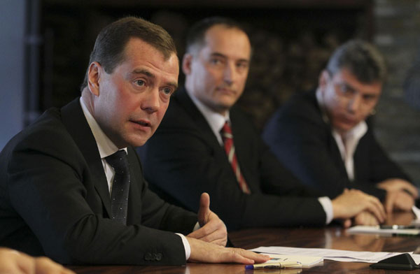 Medvedev urges political reforms in Russia