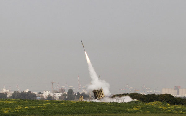 Israel fires interceptor rocket