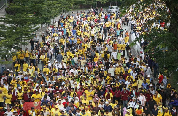 Protesters calling for fair elections in Malaysia