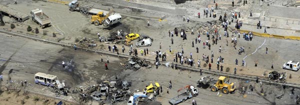 Suicide car bombers kill 55 in Damascus -govt