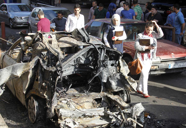 2 killed, 18 injured in Beirut clashes