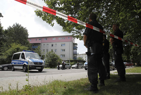 4 killed in German hostage-taking incident:police