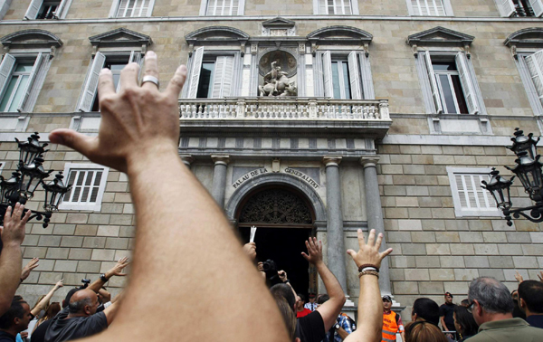 Spanish rail workers go on strike