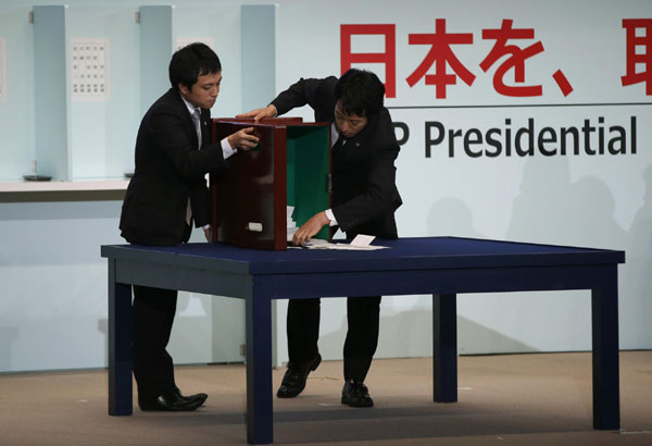 Ishiba, Abe to run dead heat in LDP runoff