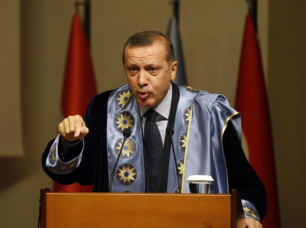 Turkey warns of war after Syrian attack
