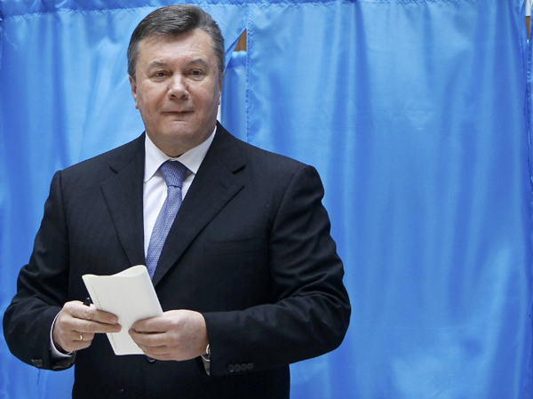 Ukrainian president votes in parliamentary elections