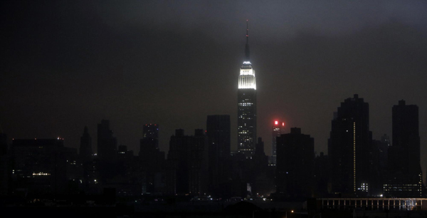 Superstorm Sandy floods NYC streets, causes 