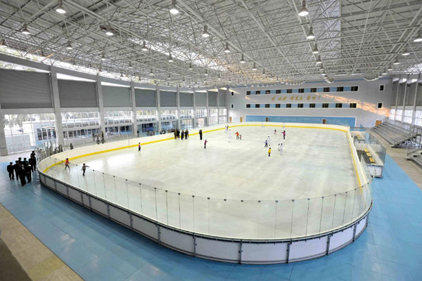 Kim Jong-un visits skating rink in Pyongyang