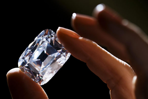 76-Carat diamond set to be auctioned for over $15m