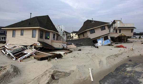 Northeast cleans up from Superstorm Sandy