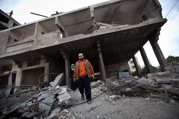 Israeli air strike kills 11 civilians in Gaza