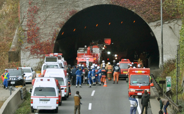 7 missing in collapsed tunnel in E Japan