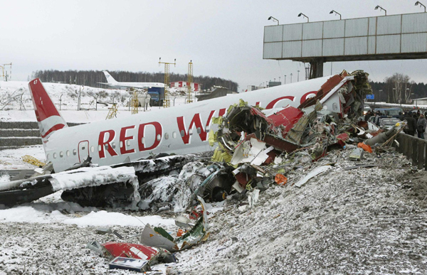 Death toll in Moscow plane crash rises to five