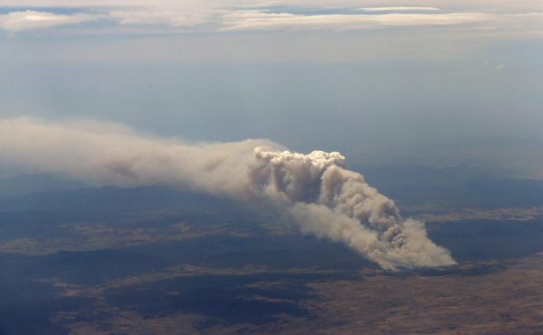 Fresh fires rage, Australians urged to be safe