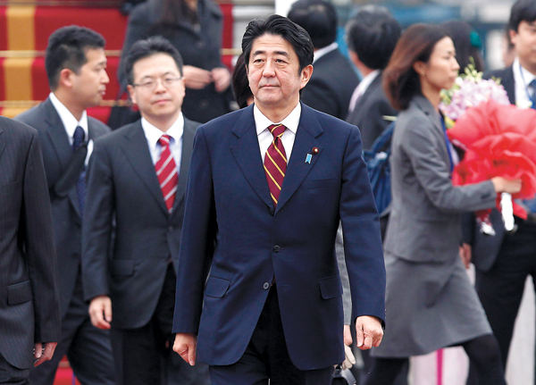 Japan PM Abe's regional trip 'targets China'