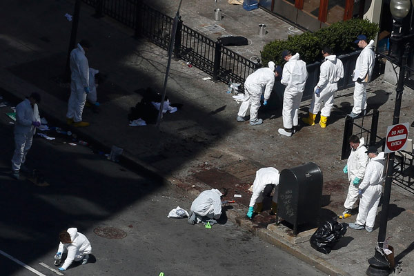 Boston bomb suspect spotted on video