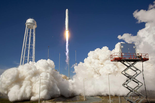 US company successfully launches space rocket