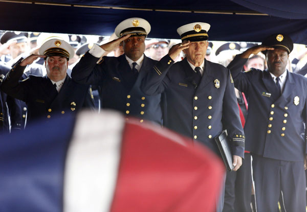 Funeral held for firefighter died in Texas blast
