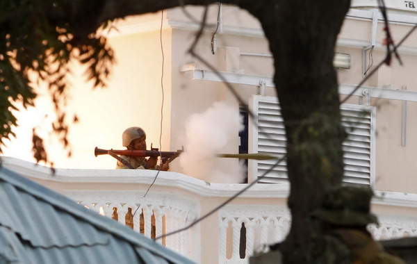 Suicide bombers attack UN office in Mogadishu