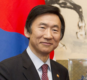 Top diplomat optimistic on ties