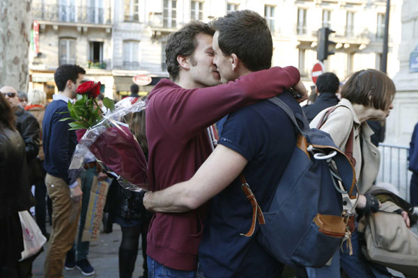 Gay marriage: Britain, France in surprise contra