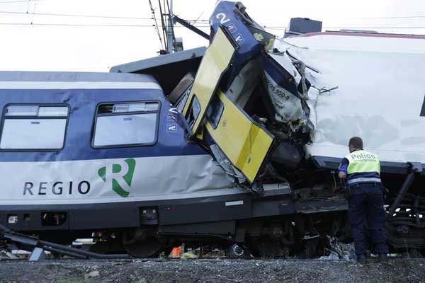 Train collision injures dozens in Switzerland