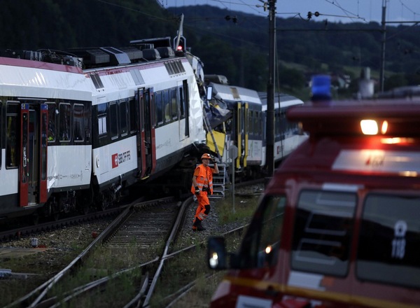 Train collision injures dozens in Switzerland