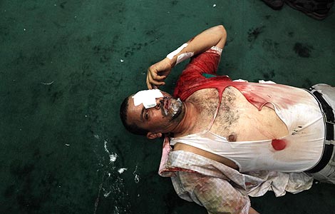 Dozens die in Egyptian bloodbath