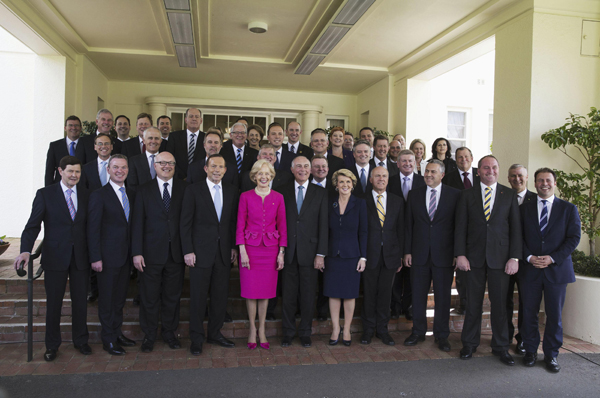 Australia's new government sworn in