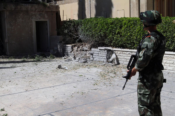 Mortar shell hits Chinese embassy in Syria, 1 injured