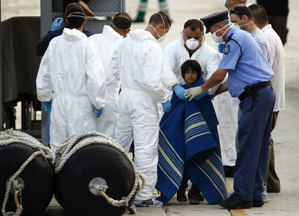 Dozens dead in migrant shipwreck off Sicily