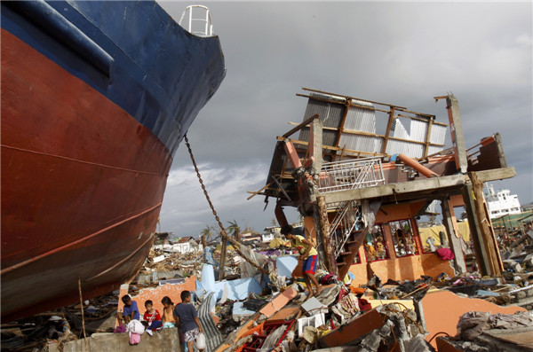Philippine death toll from typhoon soars to 3,621