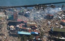 <I>Peace Ark</I> answers call in typhoon-hit Philippines