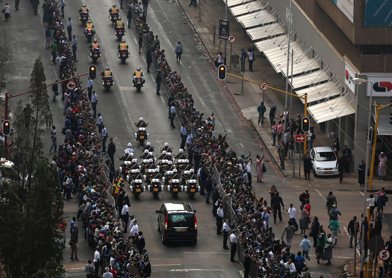 Cortege to take Mandela's body to lie in state