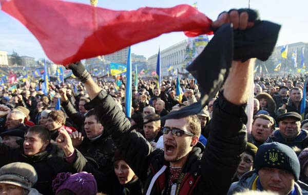 Ukraine opposition urges more protests